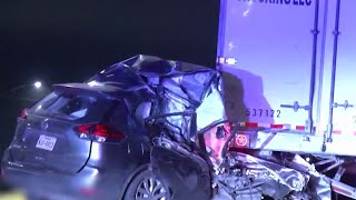 Driver of SUV killed after crashing into back of 18-wheeler on Loop 410, police say