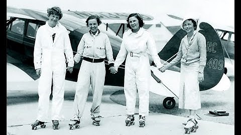 The Ninety-NInes History of Women Aviators