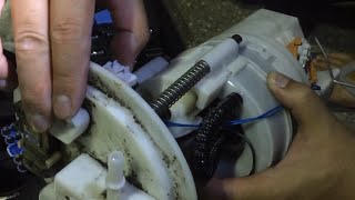 How To Replace Fuel Level Sensor Of 2007 09 Hyundai Santa Fe Youtube