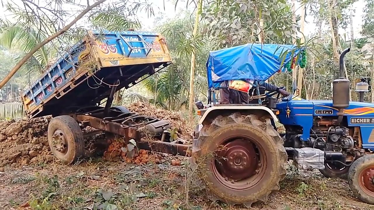Eicher 551 tractor soil loading tractor trolley || Jcb & Tractor Trolley mitti loading