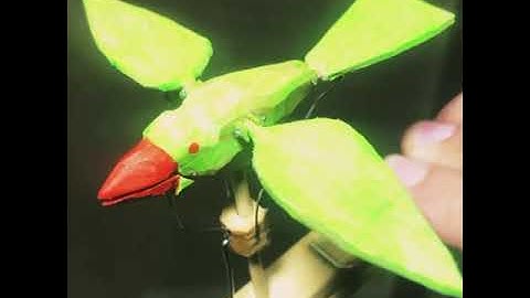 Clothespin Flying Bird - Automaton by Woodei