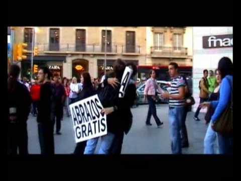 - FREE HUGS - Abrazos Gratis www.abrazosgratis.org