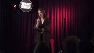 Pınar Fidanın Stand-Upında Tepki Çeken Sözler Alevileri Otelde Yakabilirsin