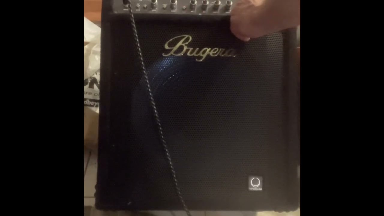 Bugera BXD15 1000w bass combo review and demo ( caution if you are