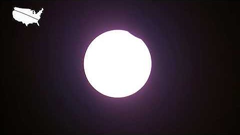 Totality begins in Oregon