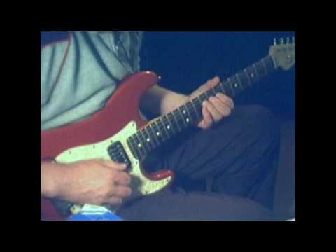 JON ANDREWS - Roland GR-20 GR20 guitar synth demo