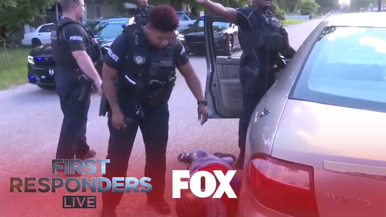 rescue dogs rock nyc The Police Apprehend A Crazed Driver | Season 1 Ep. 5 | FIRST RESPONDERS LIVE