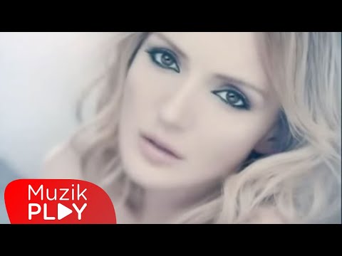 Nazlı - Beni Sevme (Official Video)