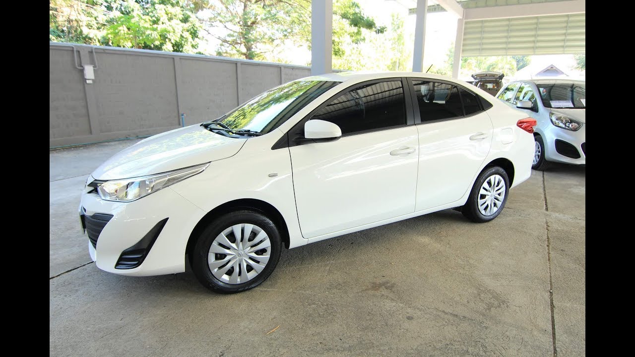 Toyota yaris ativ