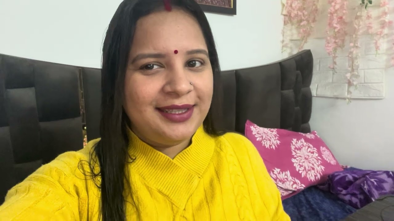 हम गए महाकौथिग देखने और भीड़ देख के जल्दी आ गये घर🤗🤗