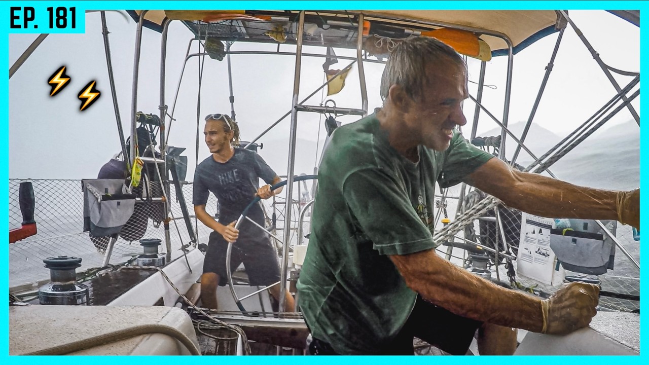 ⁣Blitzeinschlag am Boot: Diese Versicherungstipps können Tausende Euro sparen