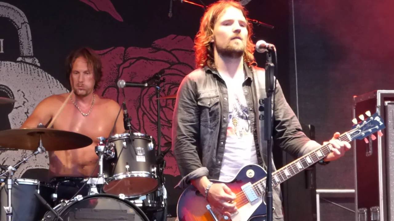 Watch The New Roses - Without a Trace (Live) @ Freigericht Rockt! 2016 on YouTube Watch The New Roses - Without a Trace (Live) @ Freigericht Rockt! 2016 on YouTube