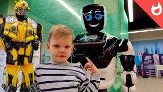 Выставка роботов /Роботы трансформеры