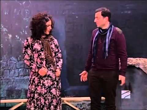 ნუ მიყურებ ეგრე თორე ელექტრონი მირტყავს