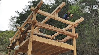 Wood assembly and sound. Korean hanok.