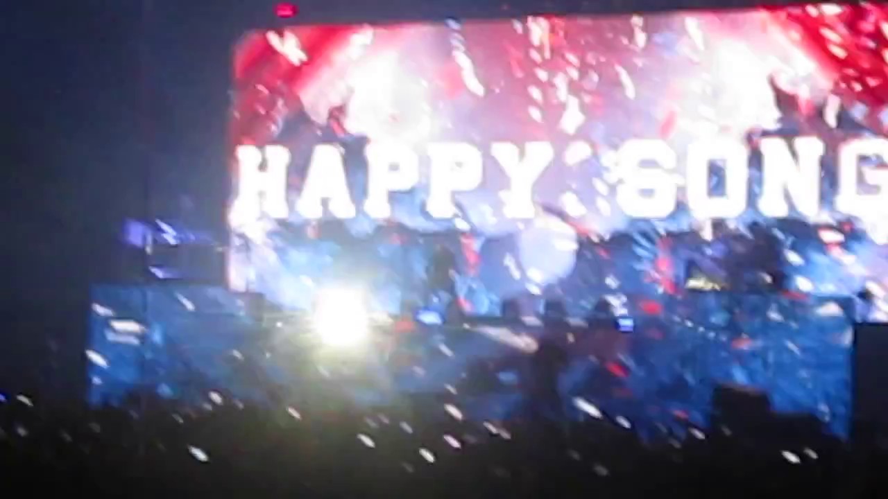 Bring Me The Horizon - Happy Song (Helsinki Ice Hall 22/11/2016)