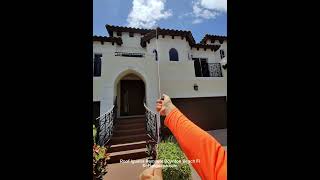 Roof iguana removal in Boynton Beach, FL