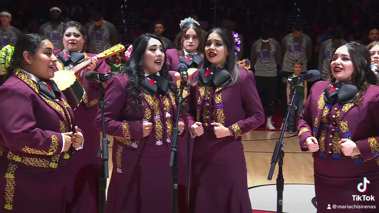 National Anthem - Mariachi Sirenas