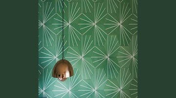 Pulsating Ambience for Spring Break Getaways