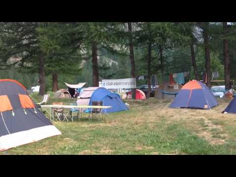 Video-thumbnail van Camping d