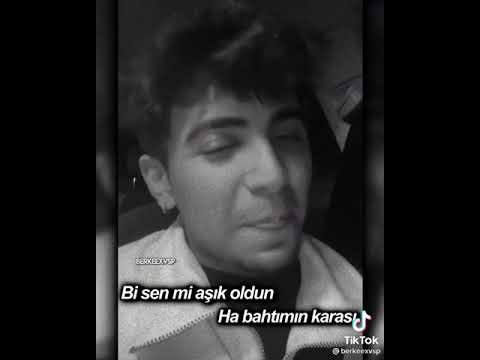 Bi senmi aşık oldun ha bahtımın karası?🥀💔