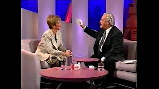 David Berglas Performing A Card Trick