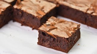 Finally I found a recipe for perfect FUDGY BROWNIES with a crackly top