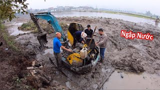 Rescuing KUBOTA RX403 Excavator Submerged After 3 Days of Heavy Flooding Under the Mud