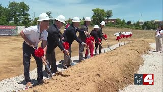Schnucks breaks ground on larger store in Creve Coeur
