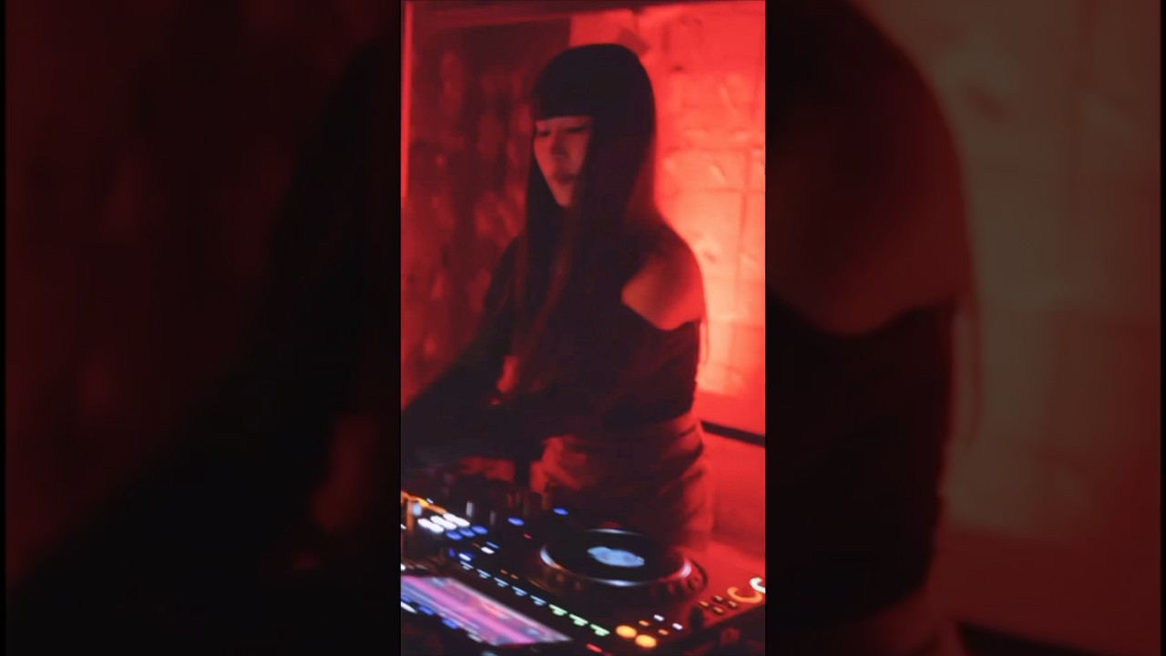 Juliana's Tokyo Techno Rave Party - Amazon.com Music
