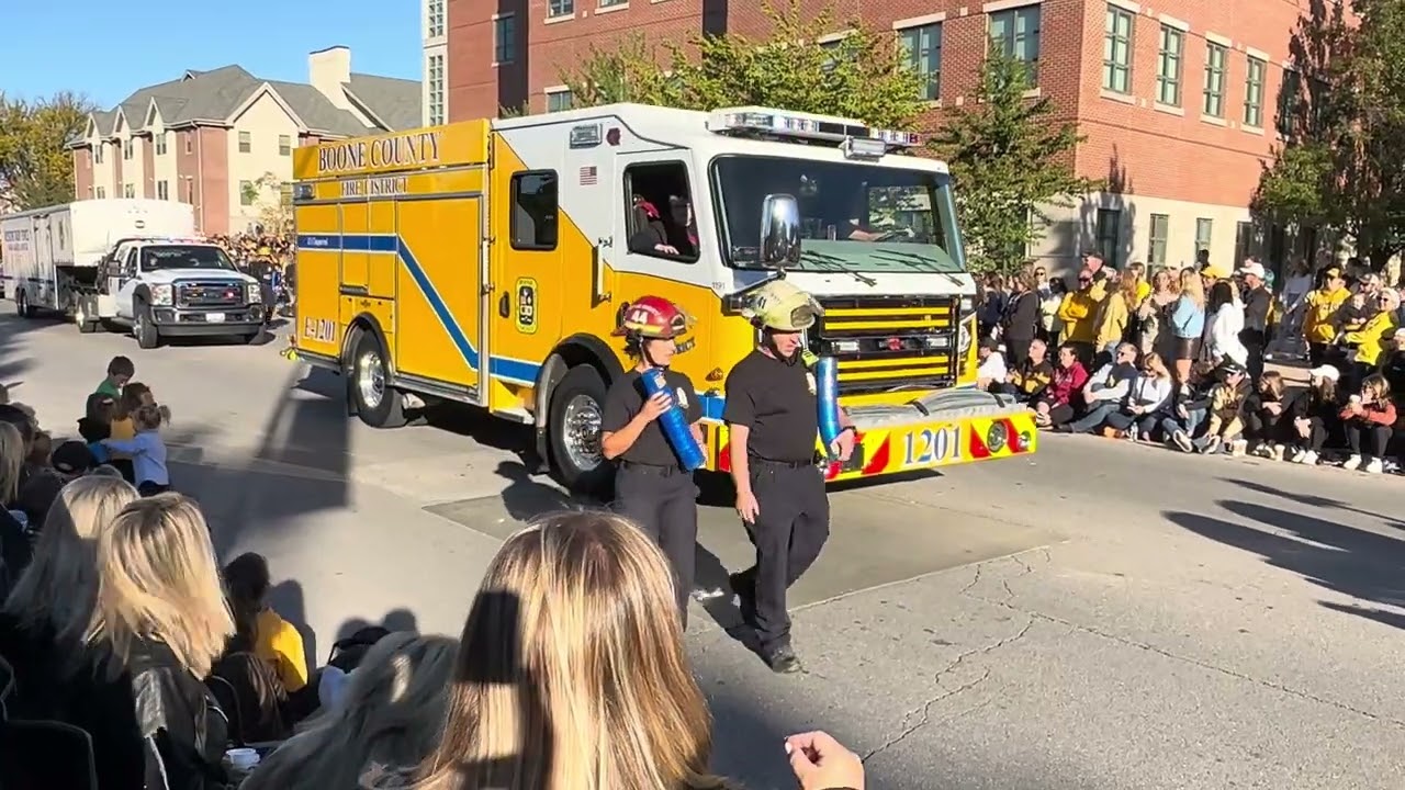 MIZZOU homecoming parade 2023. Full parade.