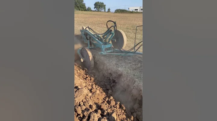 Caterpillar d6d vhp in aratura