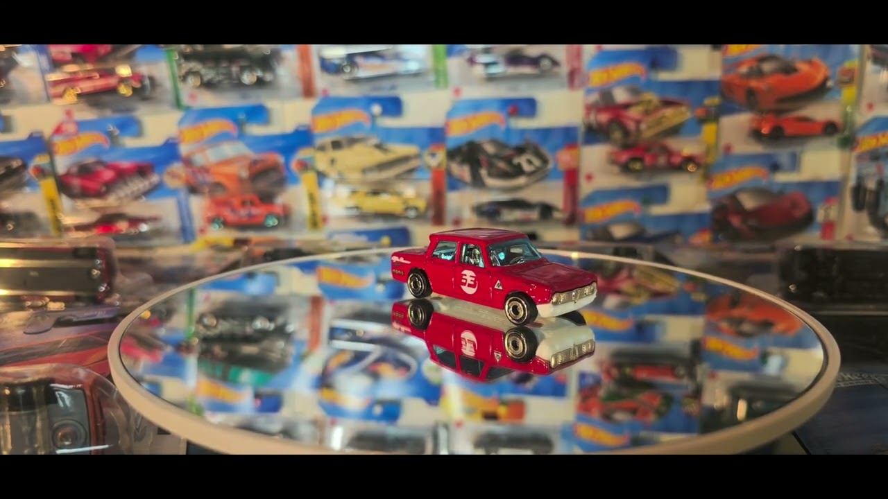 HOT WHEELS ALFA ROMEO GIULIA T1 SUPER
