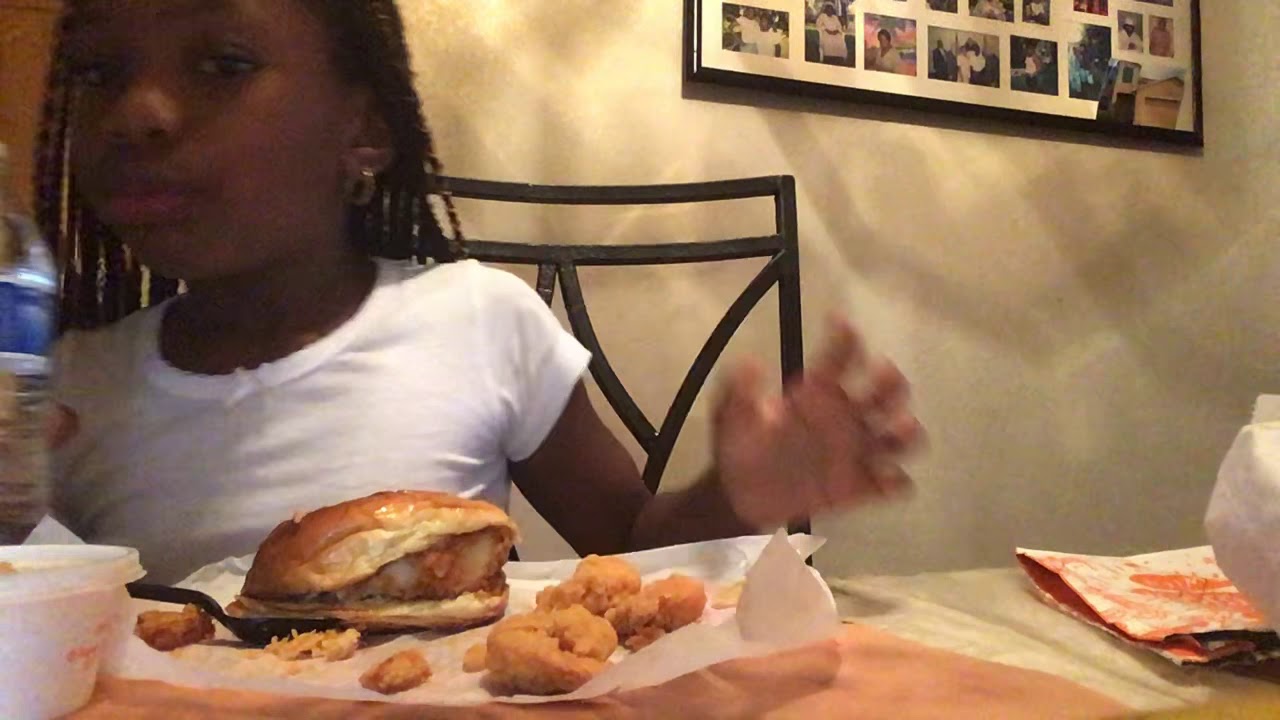 Gà Popeyes Có Ngon Như Lời Đồn ? | Hà Nội Ăn Gì ? | #Shorts