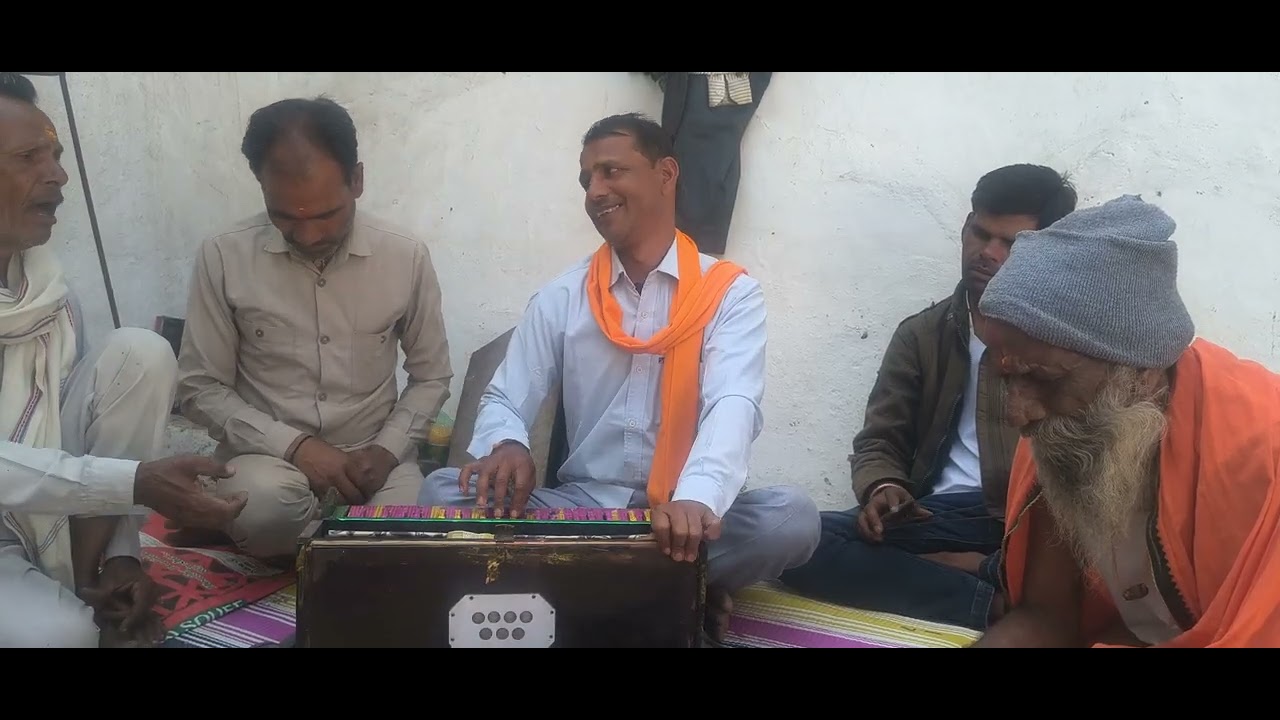 तृसना ना जाएमनसे भजन संध्या ग्राम अमरोद