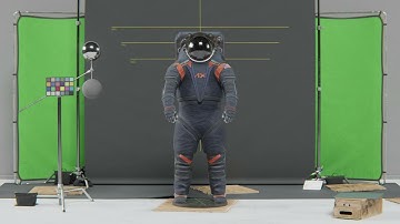 Spacesuit Axiom AxEMU Turntable
