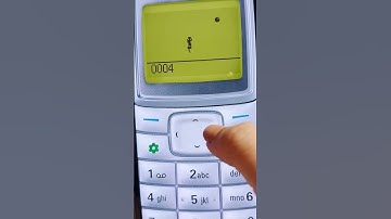 Classic Nokia Snake Game in Iphone 🐍📱#Shorts #Nokia #Snakegame