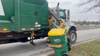 Post Christmas Recycle | WM Freightliner Heil Command SST