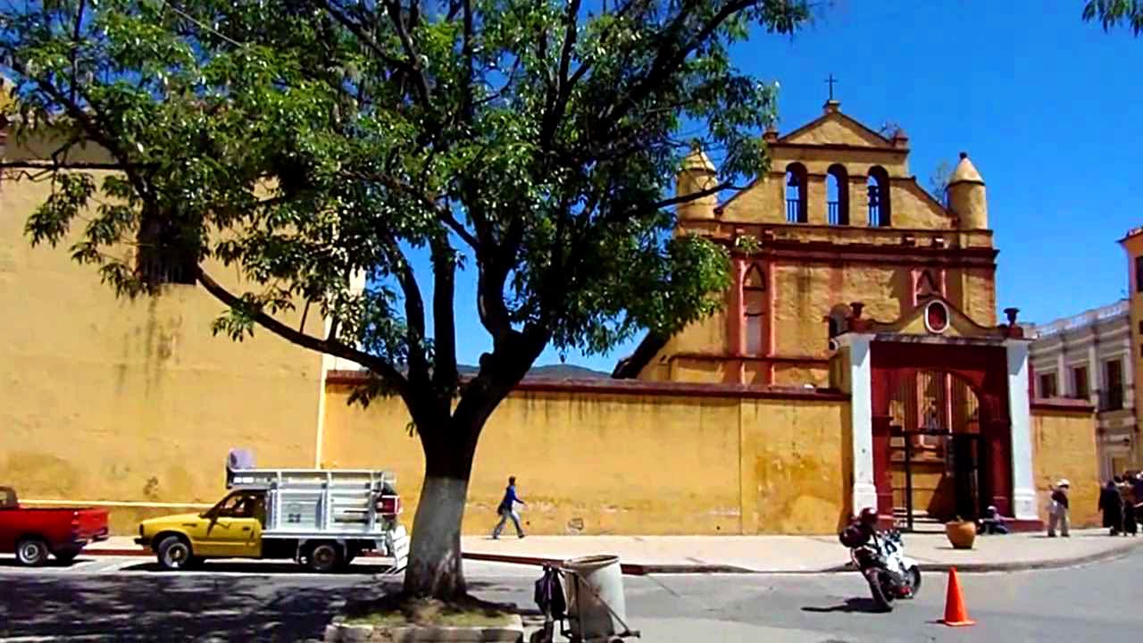 A Walking Tour of Lovely San Cristobal de las Casas, Mexico (Chiapas) -  YouTube