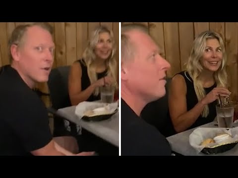 Видео: Муж пропускает ужин с семьей, но отследив его по телефону жена застукала его в ресторане с любовнице