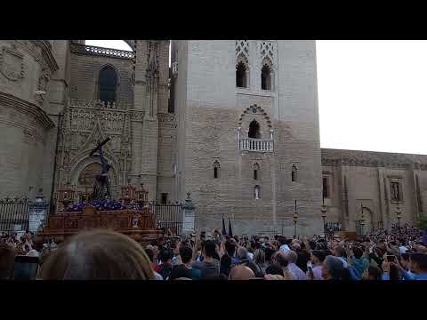 Hermandad y Cofradía del Santísimo Cristo de la Corona y Nuestra Señora del Rosario