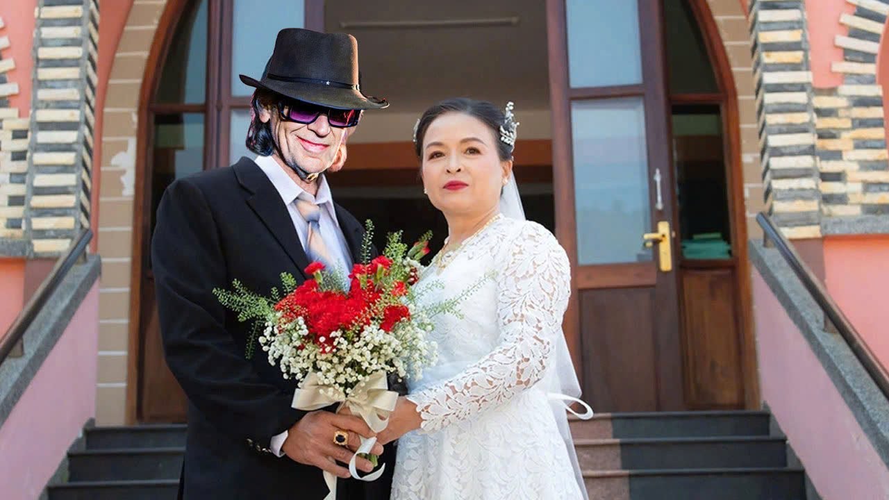 A YouTube thumbnail with maxres quality