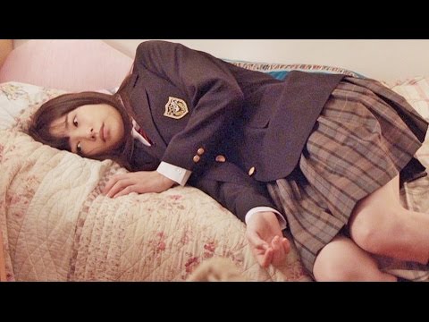 岡山の奇跡 桜井日奈子 制服姿でベッドにゴロン その理由とは 白猫プロジェクト新cm Youtube
