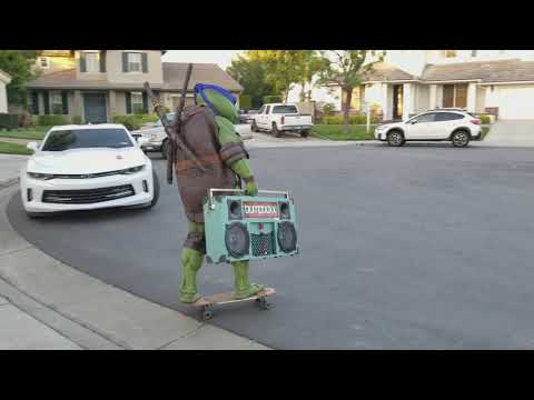 Teenage mutant ninja turtles dancing