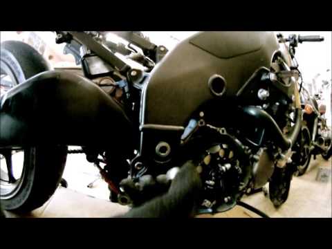 2005 TURBO KAWASAKI NINJA ZX10R BUILD, Stock Swing Arm Removal