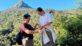 Download Lagu Hiking to most Sacred Places Riwo Malaya, Sri Pada to see Buddhas Foot Print | Sri Lanka Pilgrimage  MP3