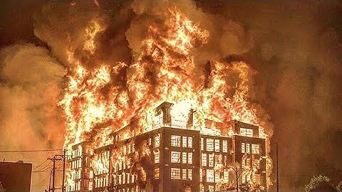 Merry Christmas...Belated! And Gobbet Blew Up A Building! Let