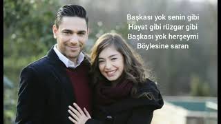 Neslihan ve Kadir - Güneşle ay gibi şarkı.