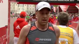 London Marathon Hero Offered Amazing Surprise By Running Club Of Man He Helped Cross The Line Mirr