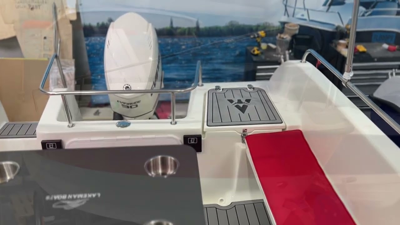 Lakeman 540 Pilothouse